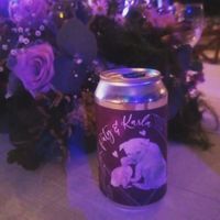 Cerveza artesanal con hermosas etiquetas