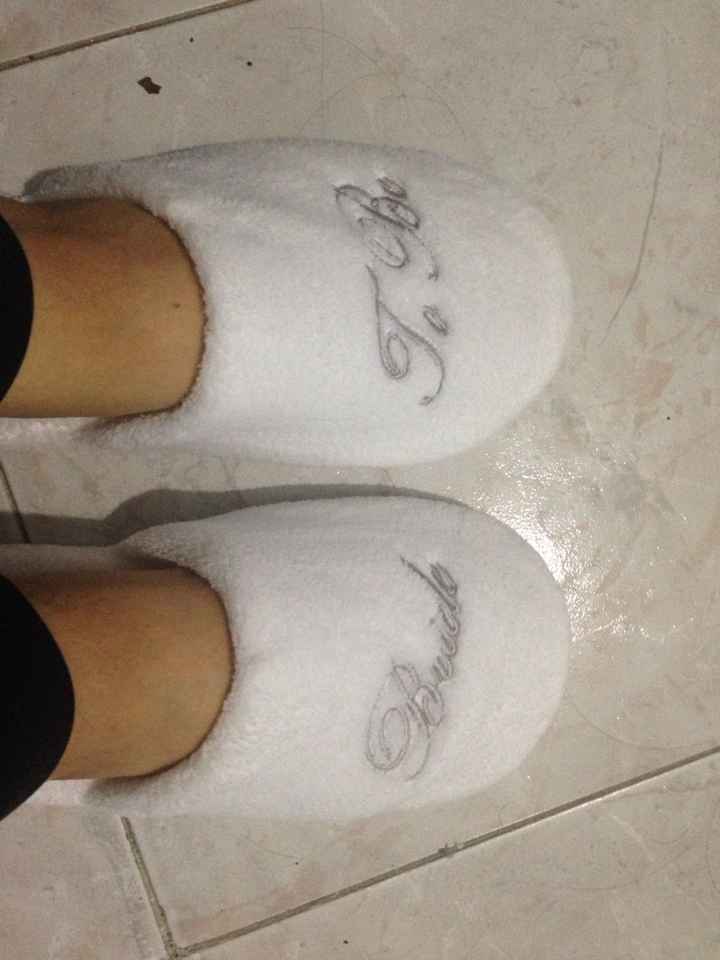 Pantuflas para la sesión de maquillaje - 2