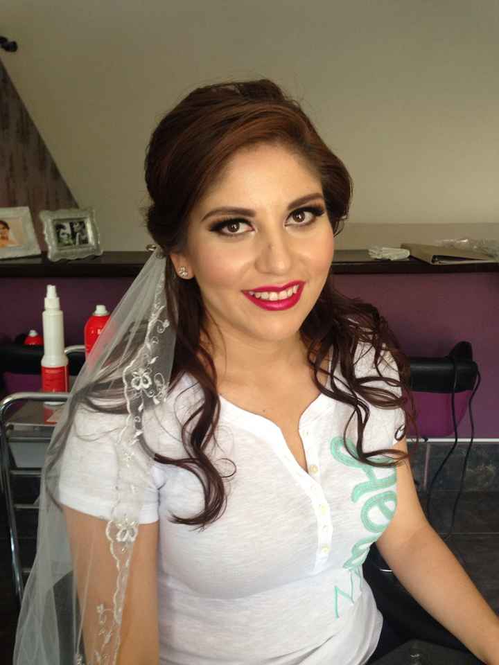 Mi prueba de peinado y maquillaje!! - 1