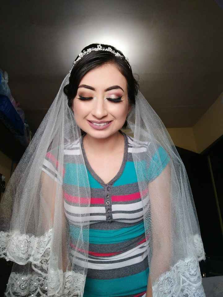  Prueba de peinado y maquillaje - 1