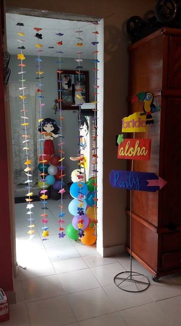 A qui puse los cortineros de flores 