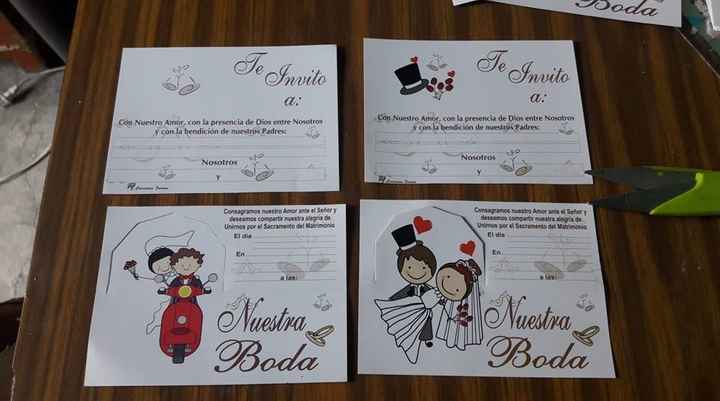 De las invitaciones que compre sólo utilize la parte de enfrente, ya que era linda