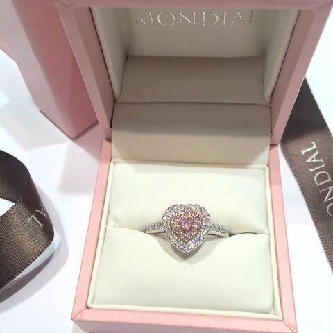 Anillo de compromiso 2)