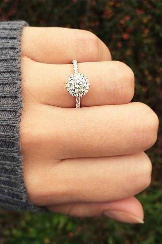 Anillo de compromiso 2)