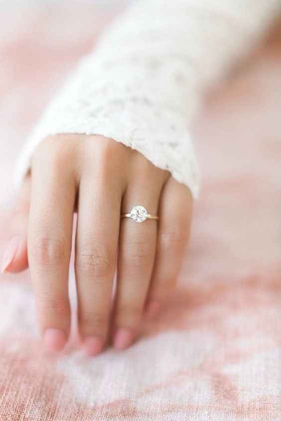 Anillo de compromiso 5)