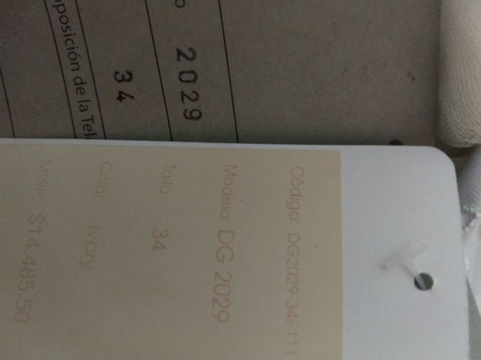 Vendo vestido Diana Di Giorno nuevo ya que la novia al final quiso otro y ese ya lo habíamos comprad