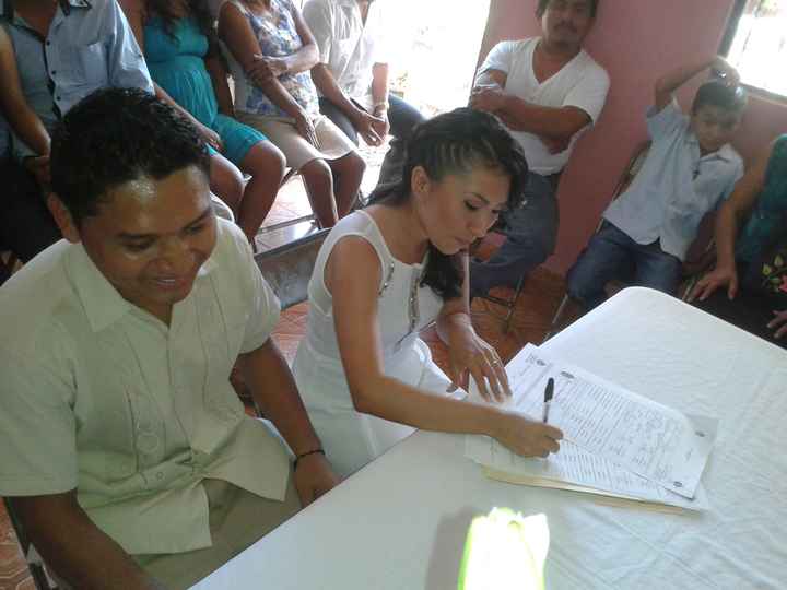 Felizmente unidos legalmente! ❤ - 2