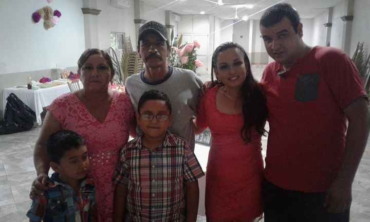 MIS PAPAS Y MI NOVIO