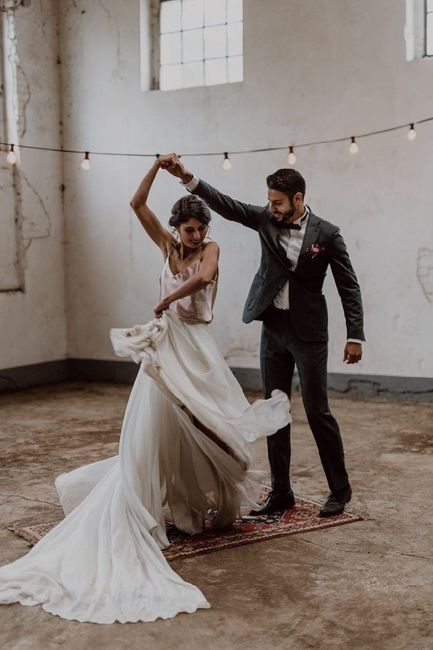 ¿Cómo afecta el estilo del vestido el primer baile como esposos? 3