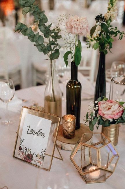 Desaliñado semi montaje de mesa :( 10