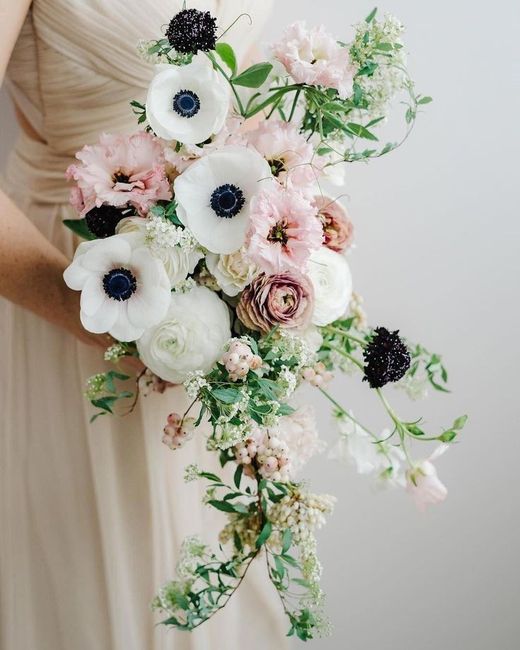 Ramos de novia con anemonas 16