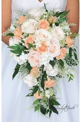 Tipos de ramos de novia--cascada 💐 9