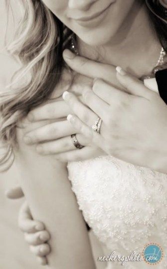 Ideas para fotos con los anillos de matrimonio 3