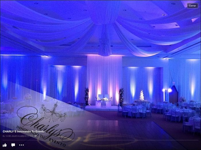 Salón chico encortinado