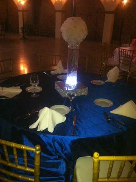 Arreglos de mesa con vasos de cristal - 3