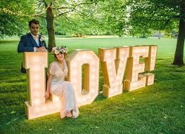 LOVE LETRAS ILUMINADAS