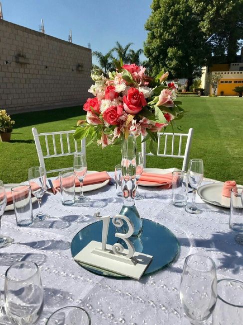 Ayuda con arreglos de flores - 4