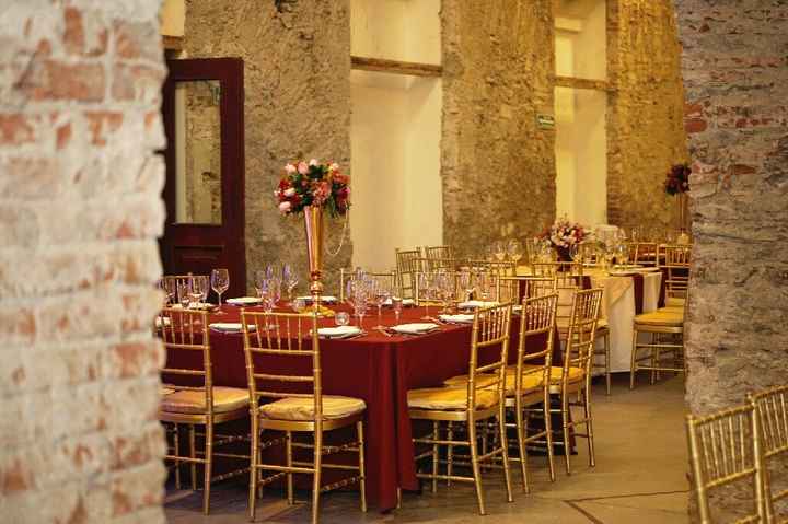 Ayuda con arreglos de flores - 13