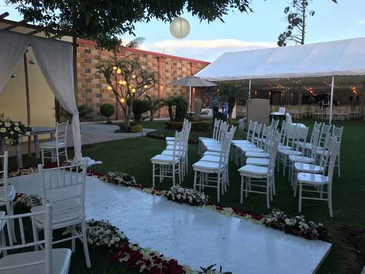 el jardín donde nos casaremos por el civil y donde sera la recepción 