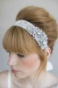 Banda con cristales para el peinado