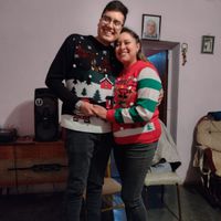 ¿Te gustan los ugly sweater en parejas? 🧥 - 1