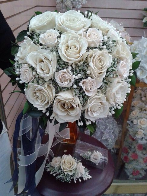Hola chicas, alguien conoce los ramos de flor rehidratada?? - 1