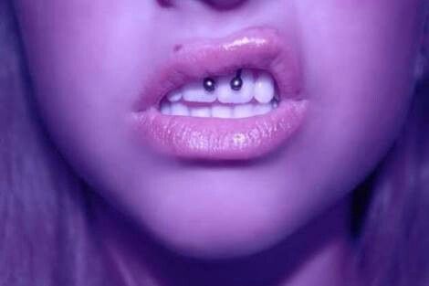 Tienen algun piercing? - 1