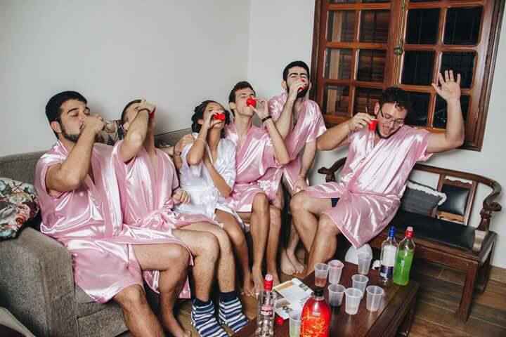Quien dijo que las mujeres solo pueden llevar damas mujeres! 😂 - 2