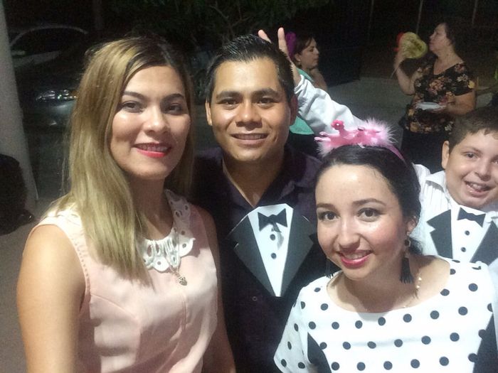 Algunos de mis invitados hombres con sus Skokin 