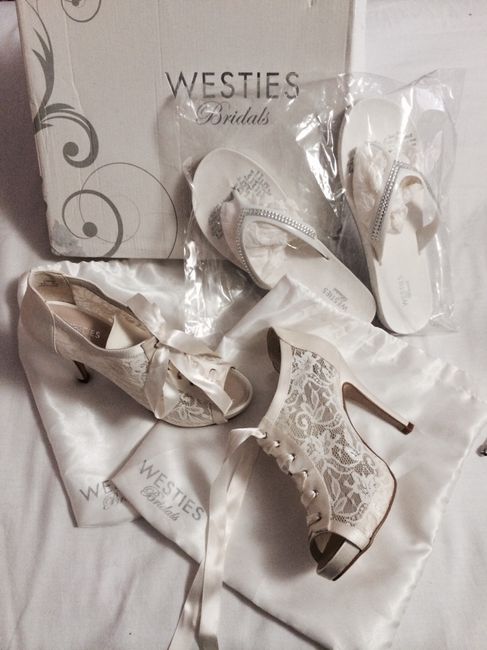 Necesitó ayuda con los zapatos!! - 1