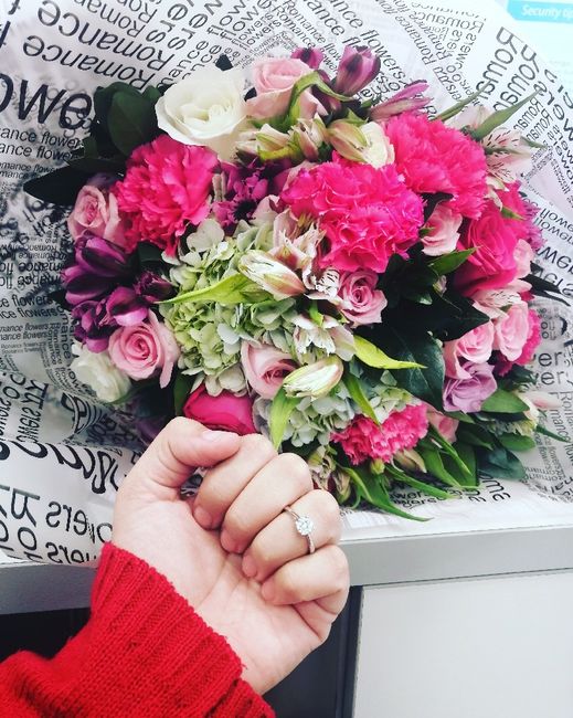 Presumir Anillo de compromiso... 3