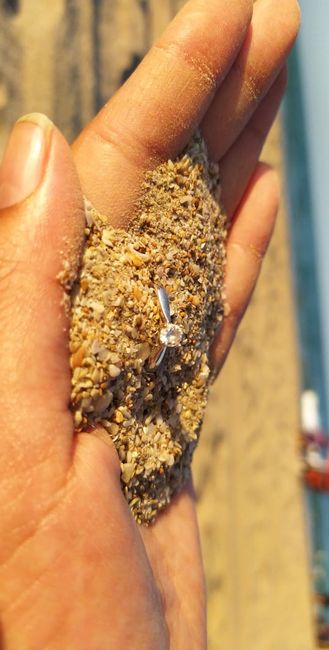 Por último... Muéstranos tu anillo 💍😍 - 1