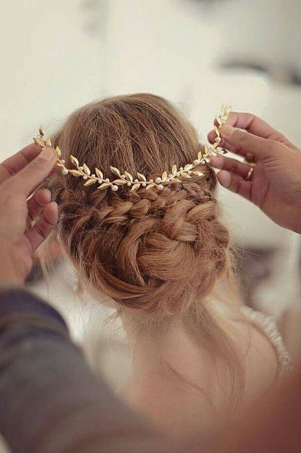 Peinados con cabello recogido para tu día b - 1