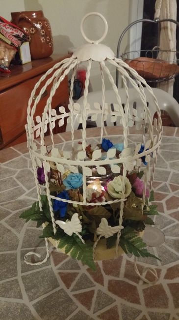 Jaula vela encendida