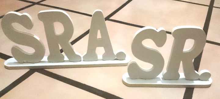 Letras de madera para la mesa principal