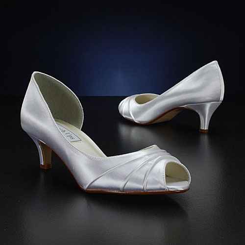 Mis zapatitos para miii bodaaa