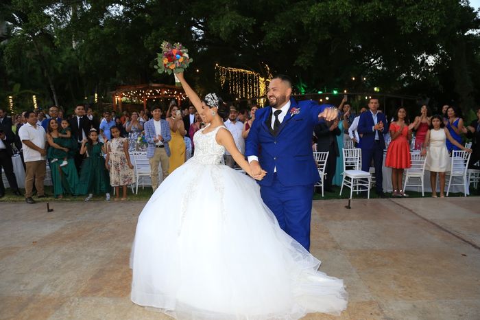 Bodas reales 2022: Postea tu foto más divertida de boda 6