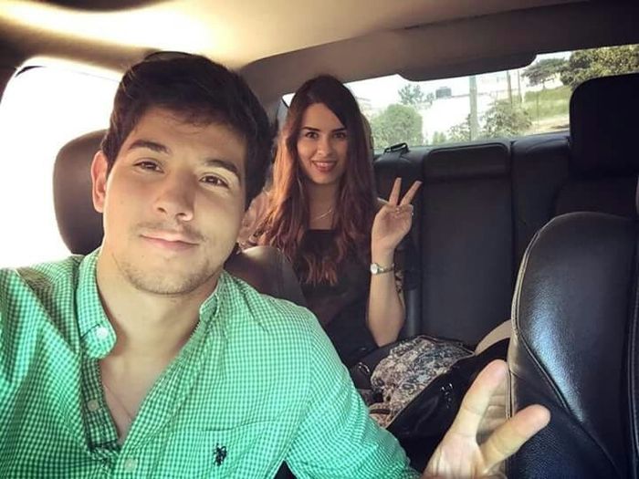 Sube una foto con tu pareja - 1