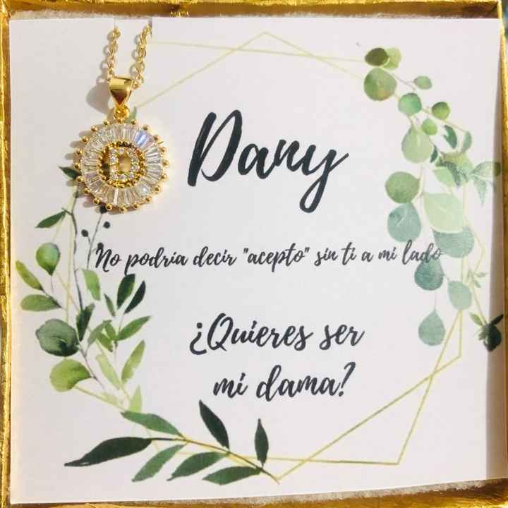 Detalle para damas de honor - 2