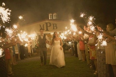 Al salir de la Iglesia