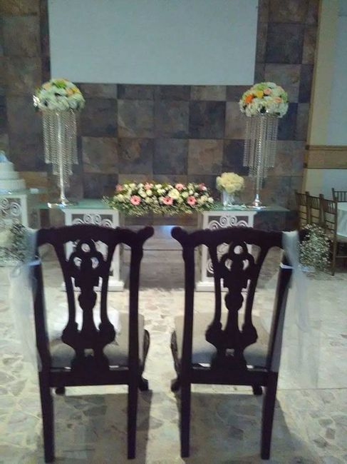 mesa de novios completa.