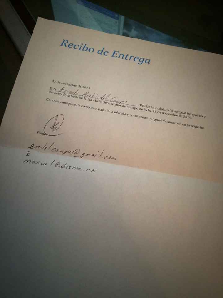 Muestra de la entrega de las fotos de Mariel.