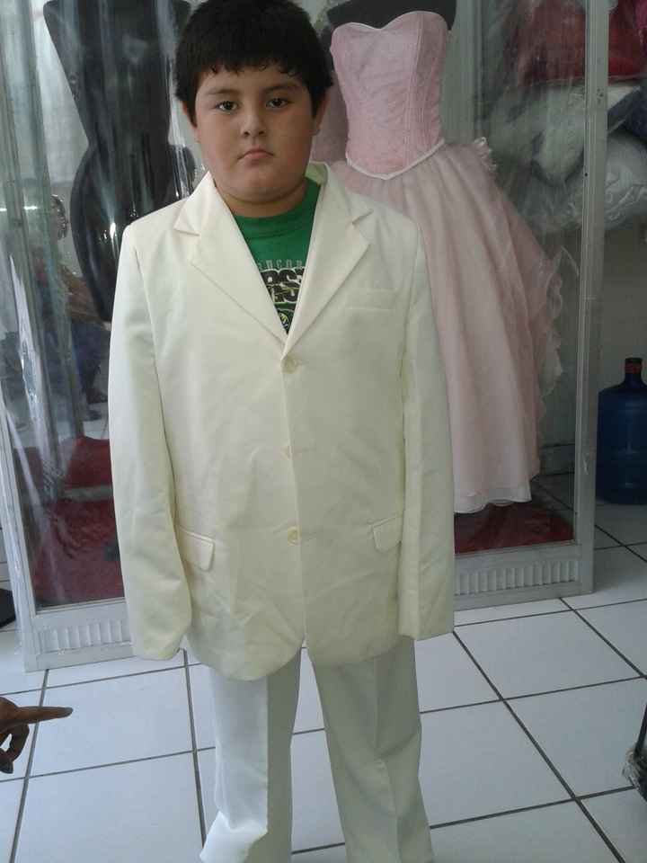 DE QUE COLOR DEBERA IR EL PAJE