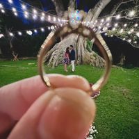 ¡Enséñanos el anillo de compromiso! 💍 - 1