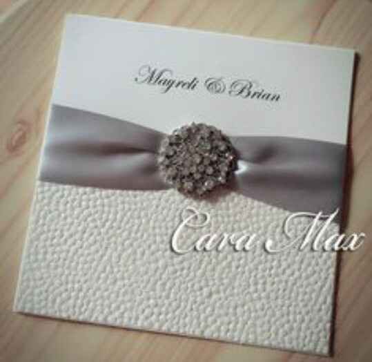 Combinaciones de colores en blanco y plata - 2