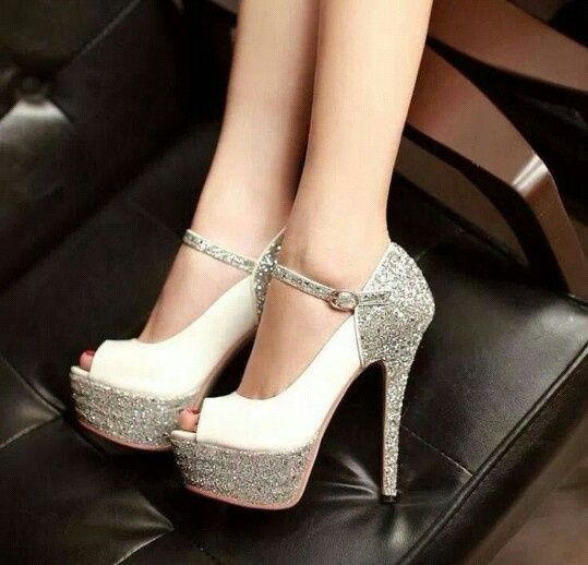 Combinaciones de colores en blanco y plata - 14