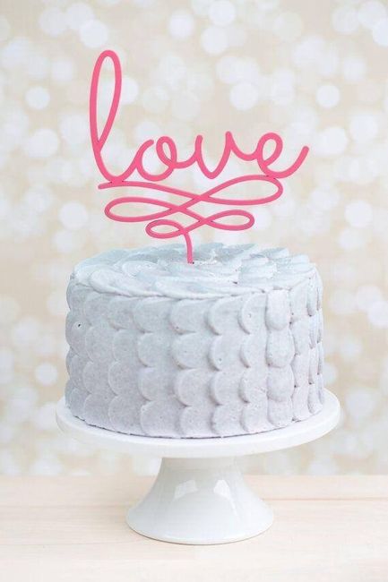 Cake topper