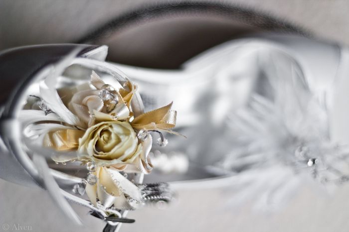 zapatilla y boutonniere