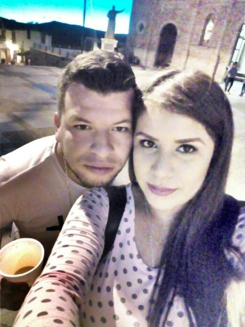 Sube una foto con tu pareja - 1