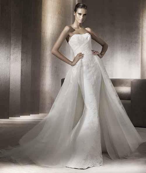 pedestal pronovias